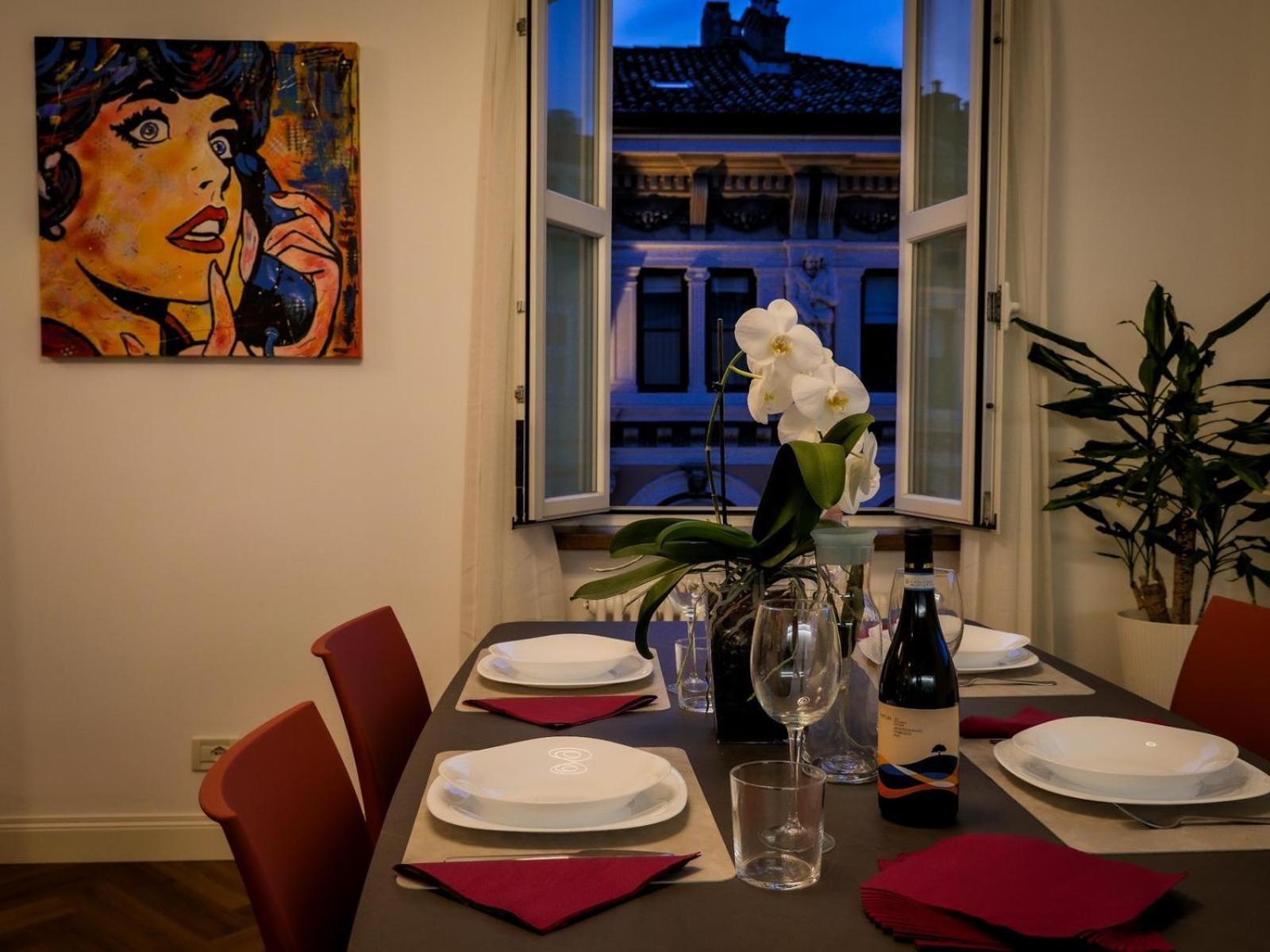 Casa Vacanze Trieste - Vista Piazza Unita エクステリア 写真