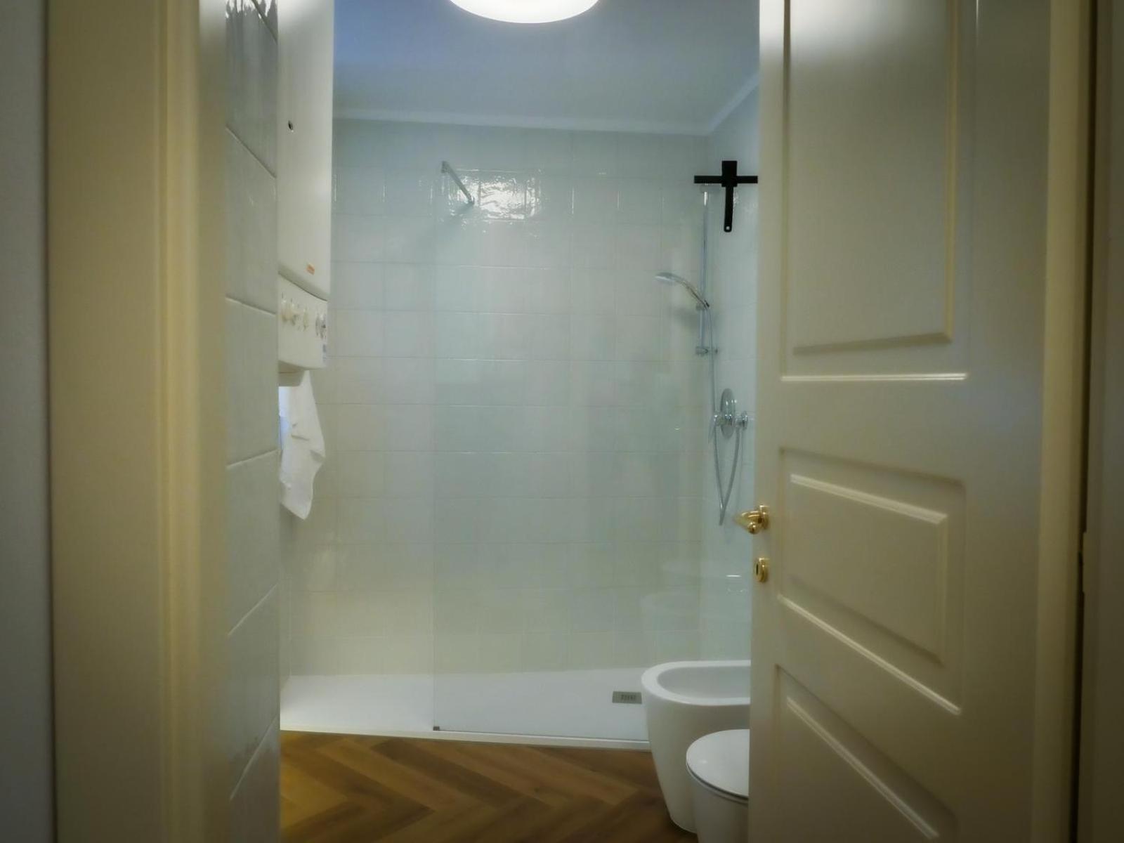 Casa Vacanze Trieste - Vista Piazza Unita エクステリア 写真